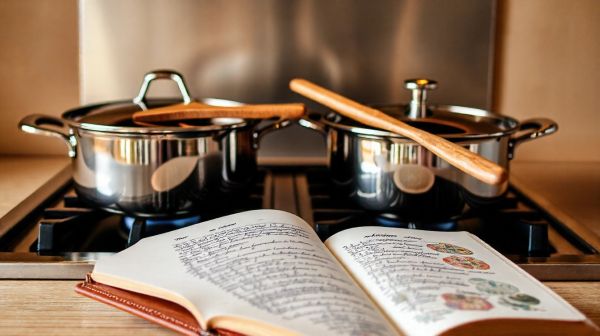 Top conseils pour une cuisson parfaite avec des poêles en inox