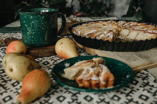 Recette Délicieuse : Tarte Moelleuse aux Poires et Amandes avec Crème d"Amandes Gourmande